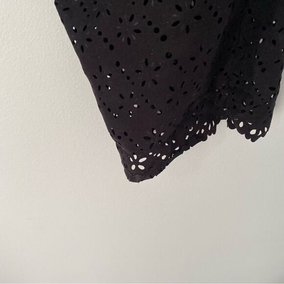 Guess Women’s Black High Rise Eyelet Hem Details - Picture 5 of 6